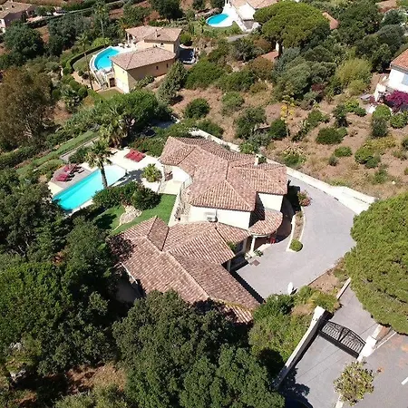 Hotel Azur, Amazing Sea Views, Heated Pool 4*