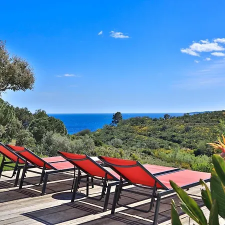 Azur, Amazing Sea Views, Heated Pool Hotel