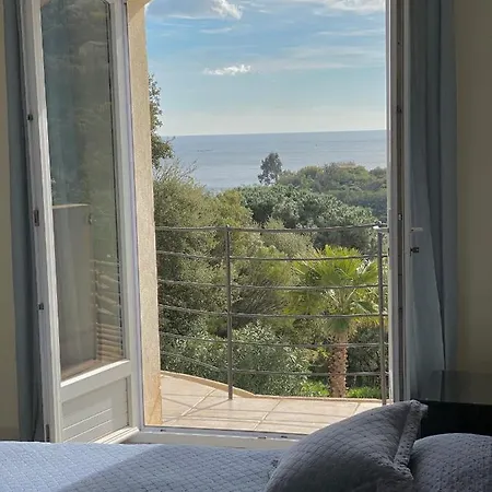 Azur, Amazing Sea Views, Heated Pool Hotel