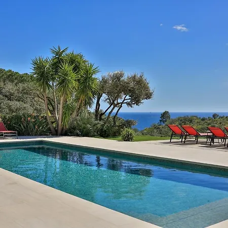 Hotel Azur, Amazing Sea Views, Heated Pool